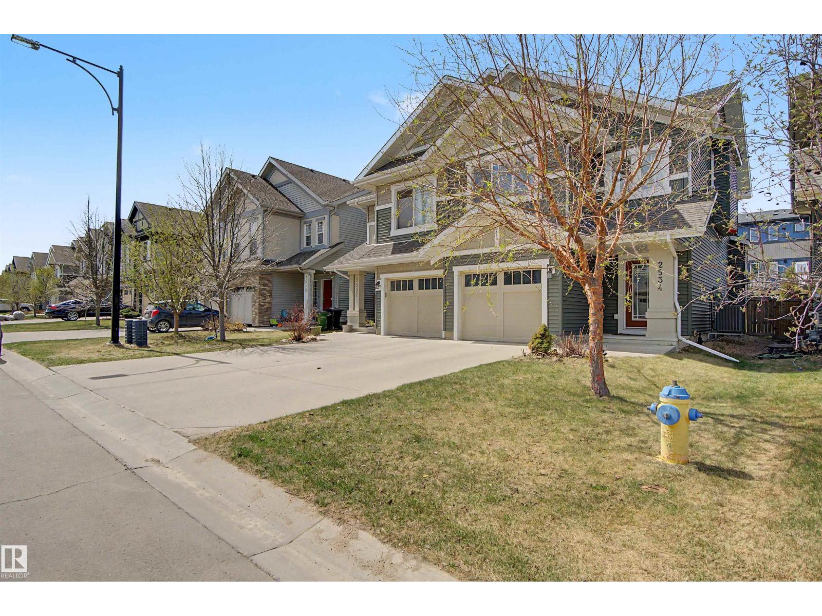 2534 Coughlan Rd Sw, Edmonton, Alberta  T6W 2X8 - Photo 3 - E4487570