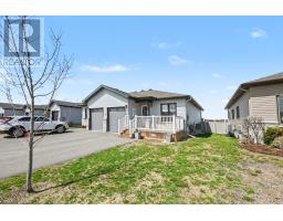 442 ARORA CRESCENT, North Dundas, Ontario