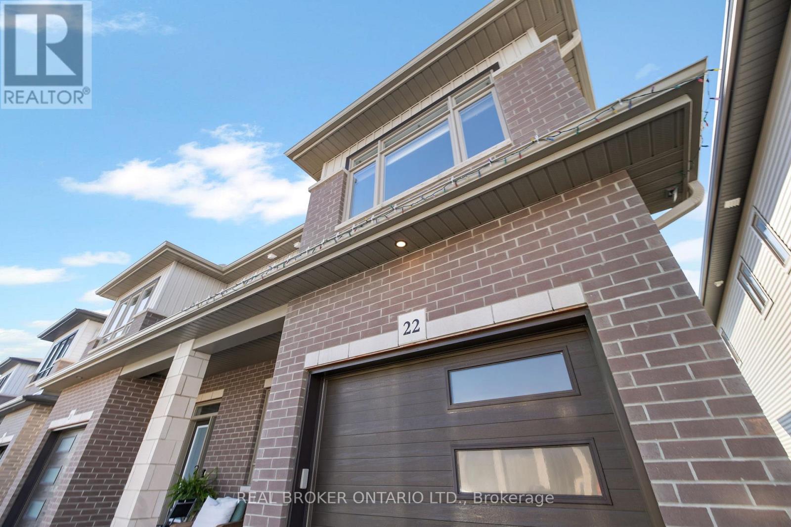 22 Berryman Street, Carleton Place, Ontario  K7C 4J7 - Photo 3 - X13126314