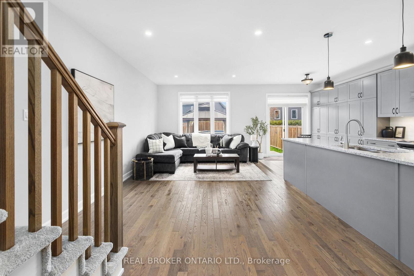 22 Berryman Street, Carleton Place, Ontario  K7C 4J7 - Photo 9 - X13126314