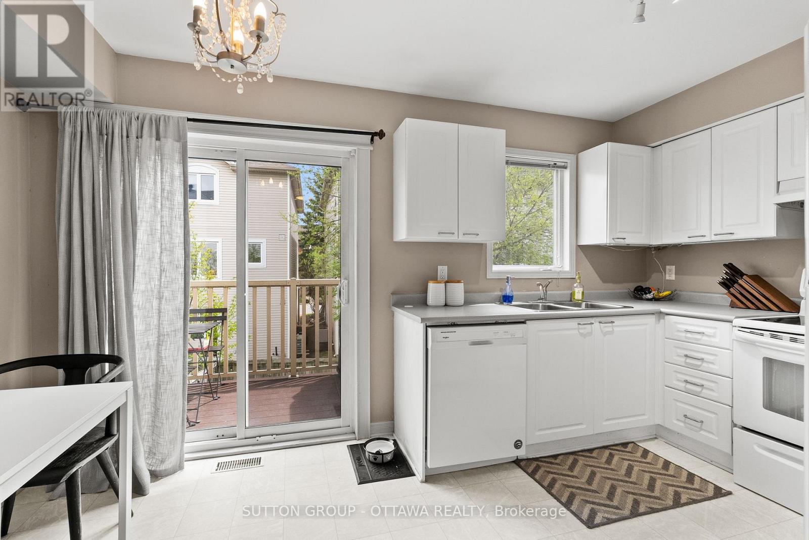96 Manhattan Crescent, Ottawa, Ontario  K2C 4B7 - Photo 14 - X13126378