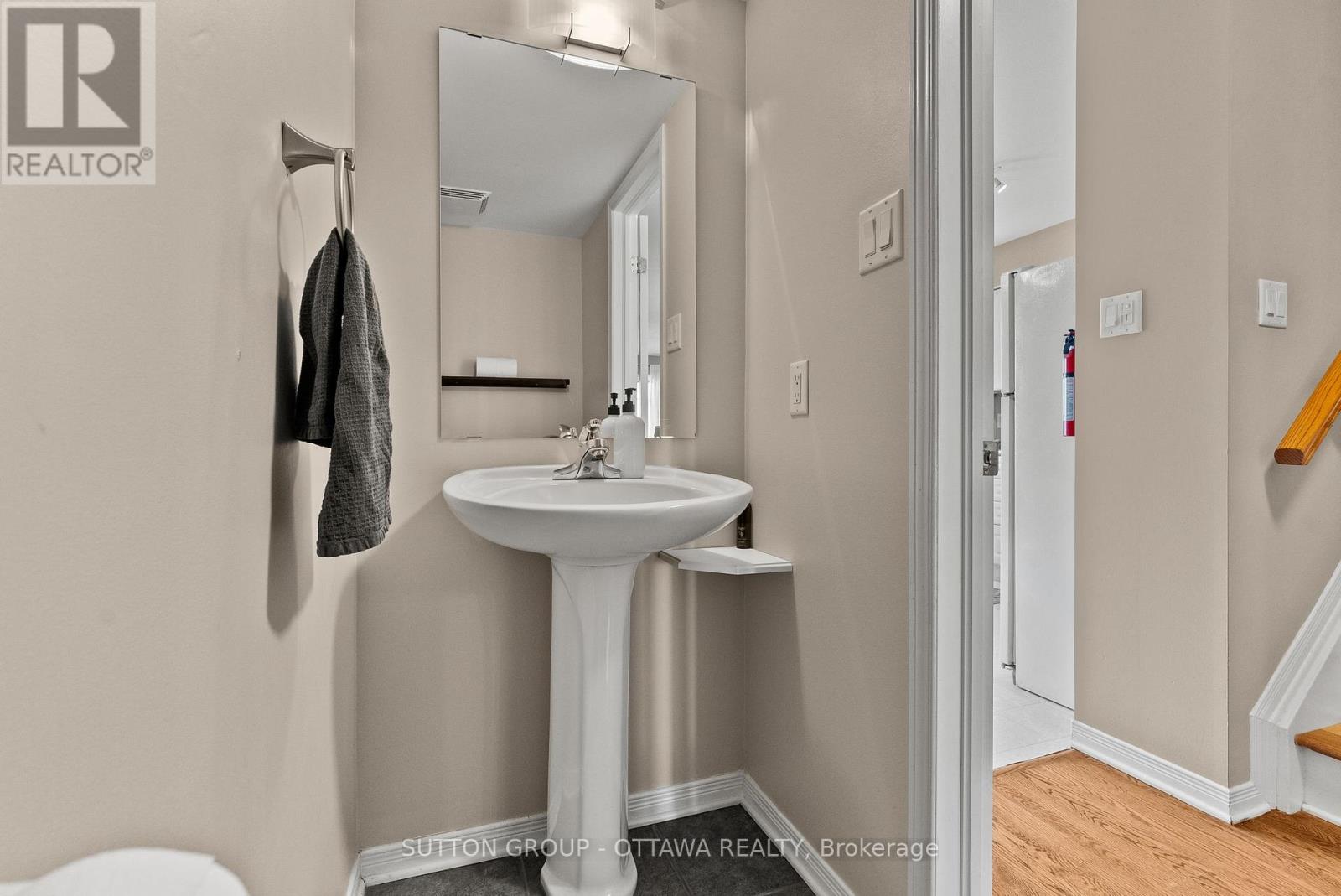 96 Manhattan Crescent, Ottawa, Ontario  K2C 4B7 - Photo 23 - X13126378