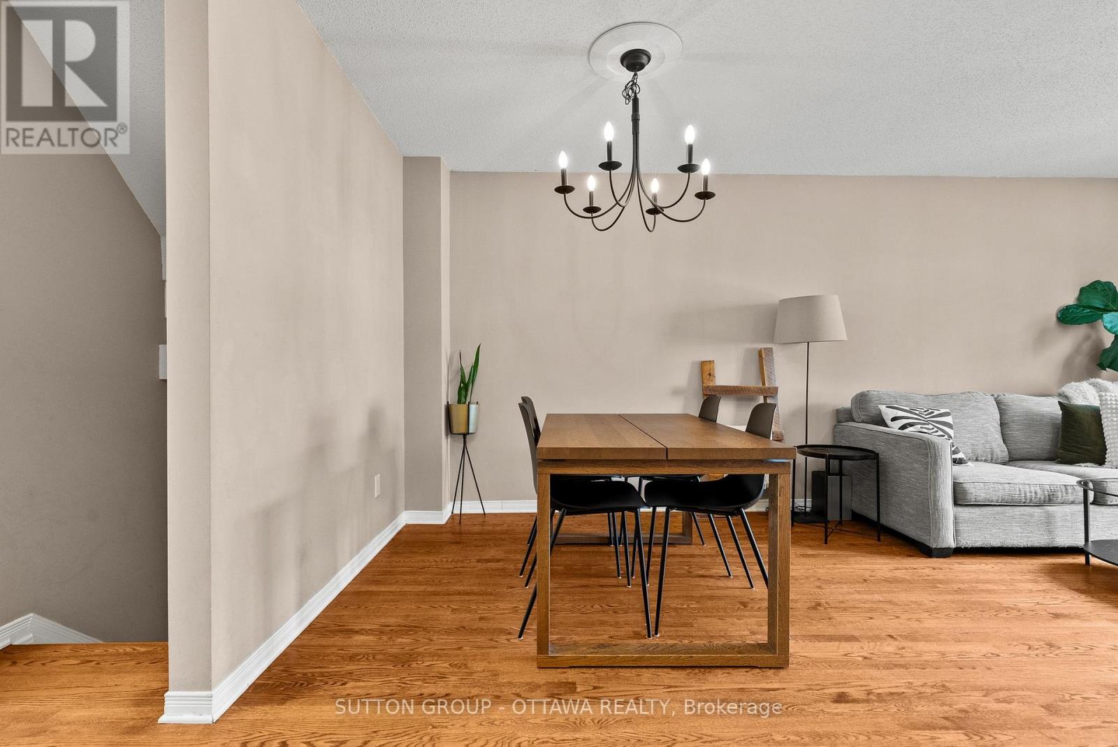 96 Manhattan Crescent, Ottawa, Ontario  K2C 4B7 - Photo 7 - X13126378