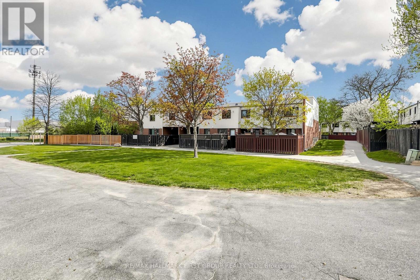 70 - 1100 Oxford Street, Oshawa, Ontario L1J 6G4 - Photo 42 - E13126294