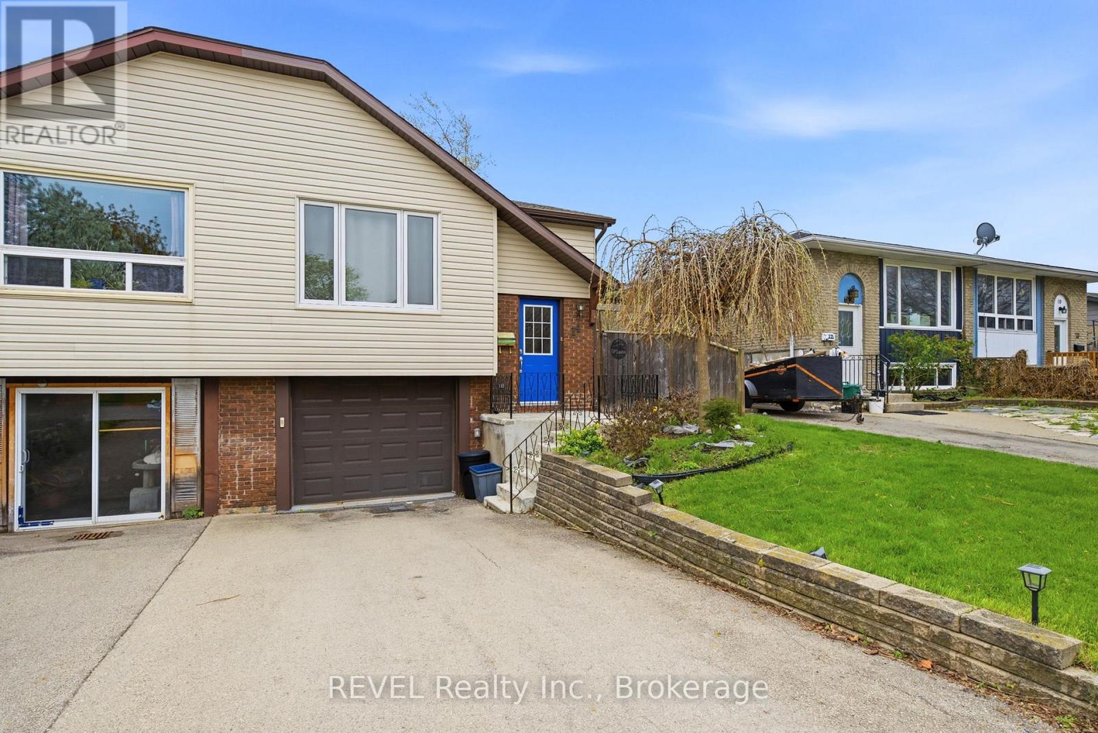 14 Deborah Court, St. Catharines, Ontario  L2P 3R6 - Photo 1 - X13126284