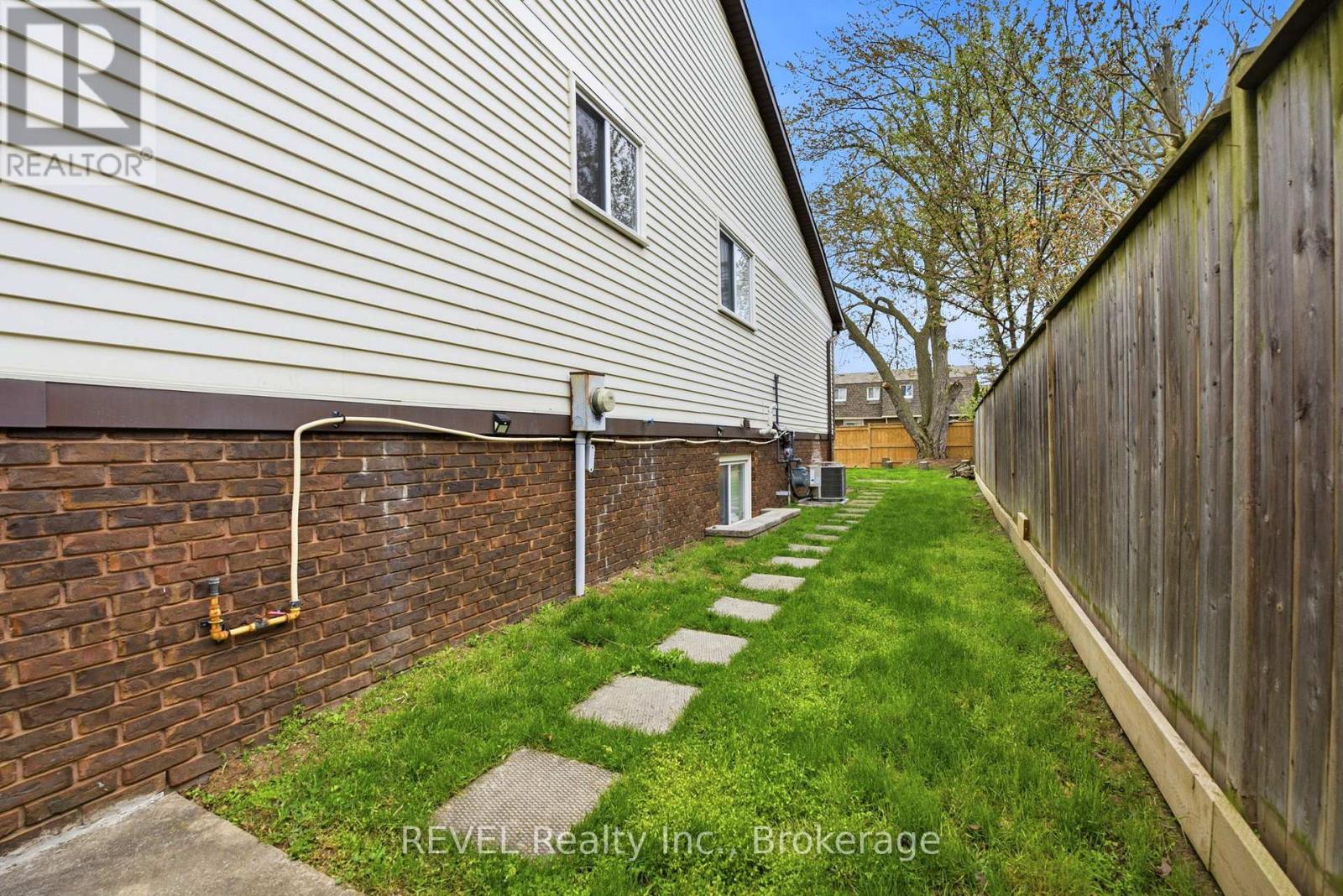 14 Deborah Court, St. Catharines, Ontario  L2P 3R6 - Photo 18 - X13126284
