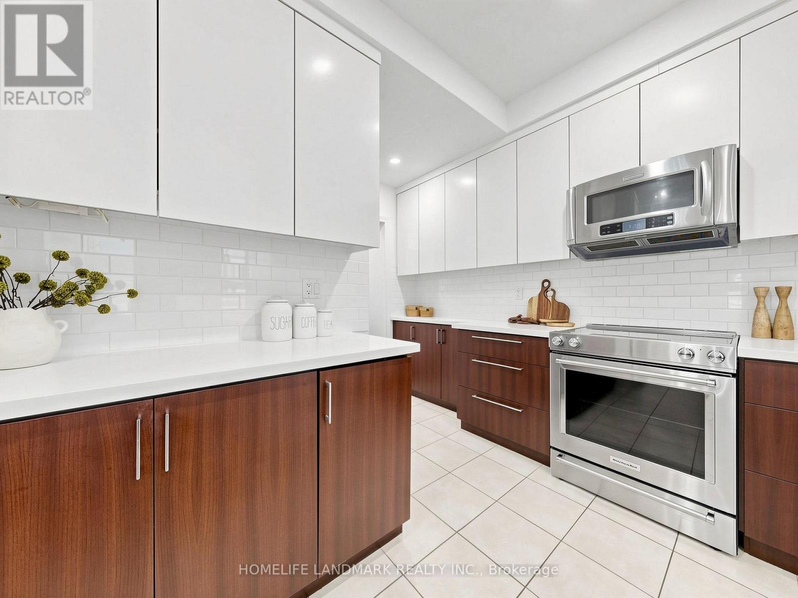 8 Ivory Silk Drive, Markham, Ontario  L6C 0G8 - Photo 14 - N13126298
