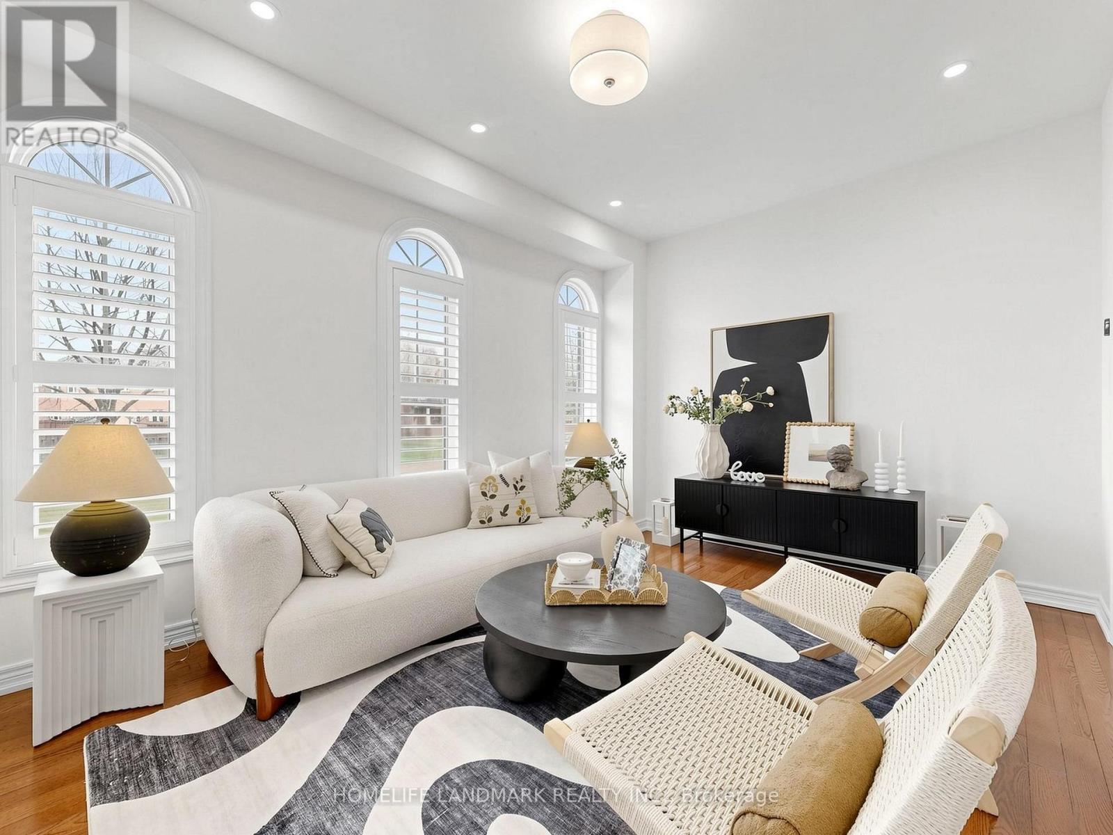8 Ivory Silk Drive, Markham, Ontario  L6C 0G8 - Photo 4 - N13126298