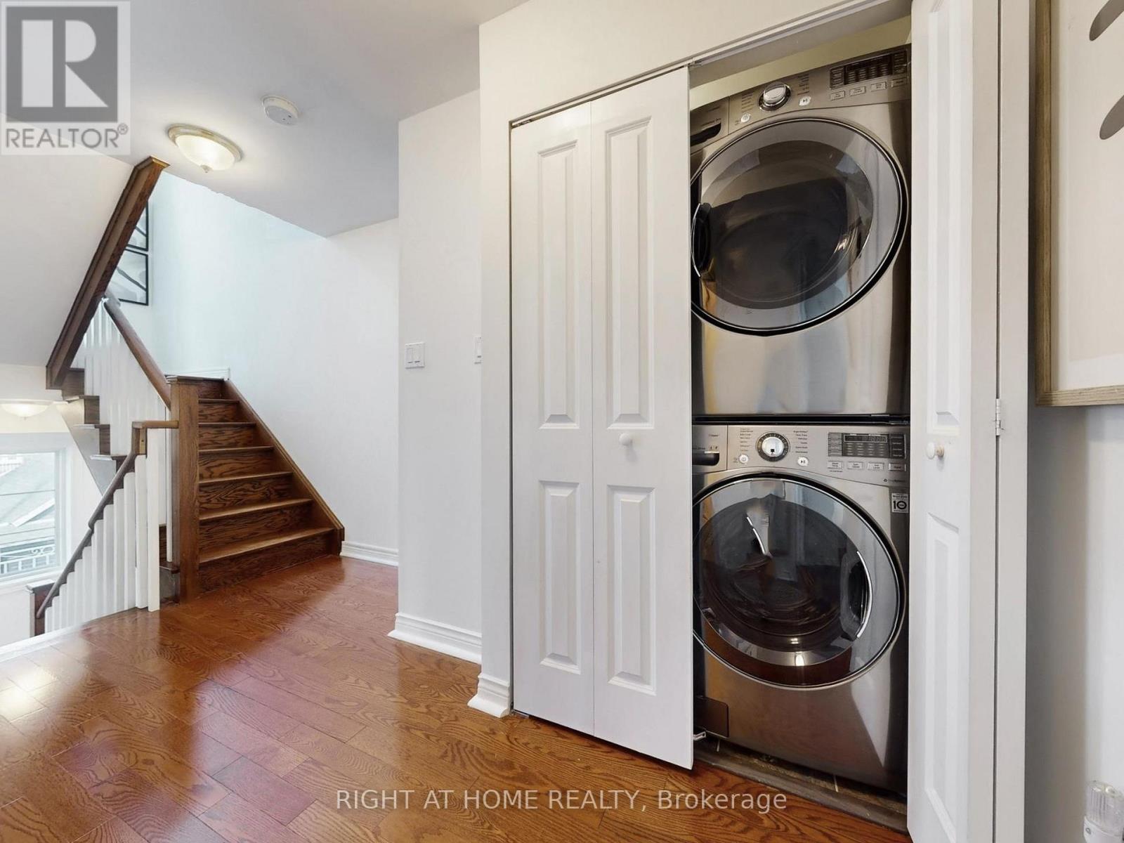 1021 Craven Road, Toronto, Ontario  M4J 4V7 - Photo 22 - E13025460