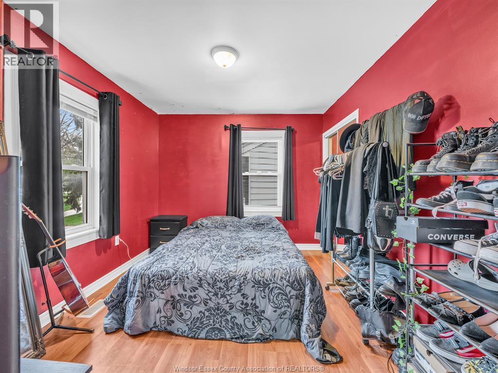 3422 Barrymore, Windsor, Ontario  N9C 1V1 - Photo 10 - 26011105