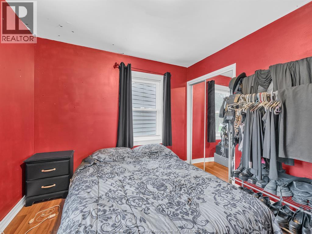 3422 Barrymore, Windsor, Ontario  N9C 1V1 - Photo 12 - 26011105