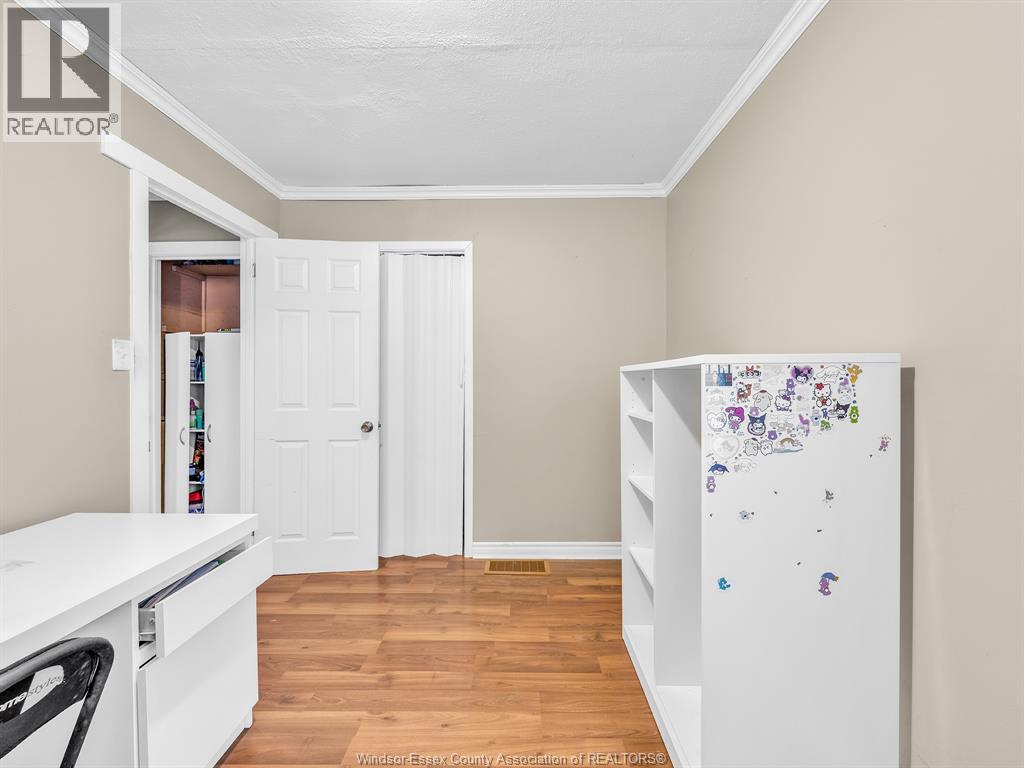 3422 Barrymore, Windsor, Ontario  N9C 1V1 - Photo 16 - 26011105