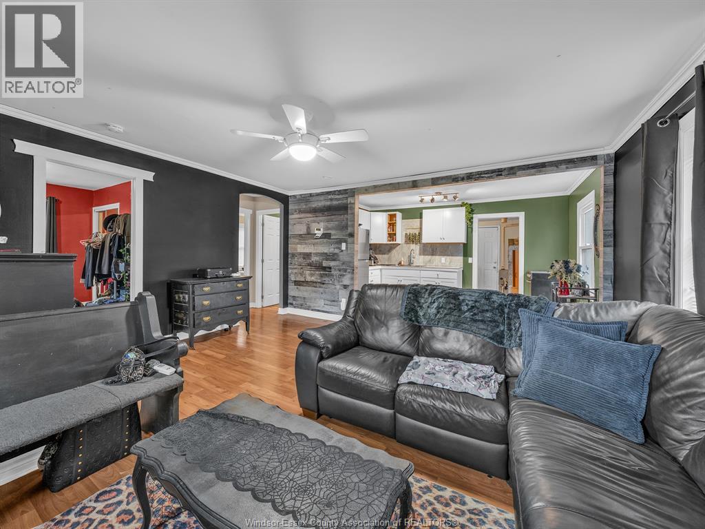 3422 Barrymore, Windsor, Ontario  N9C 1V1 - Photo 6 - 26011105