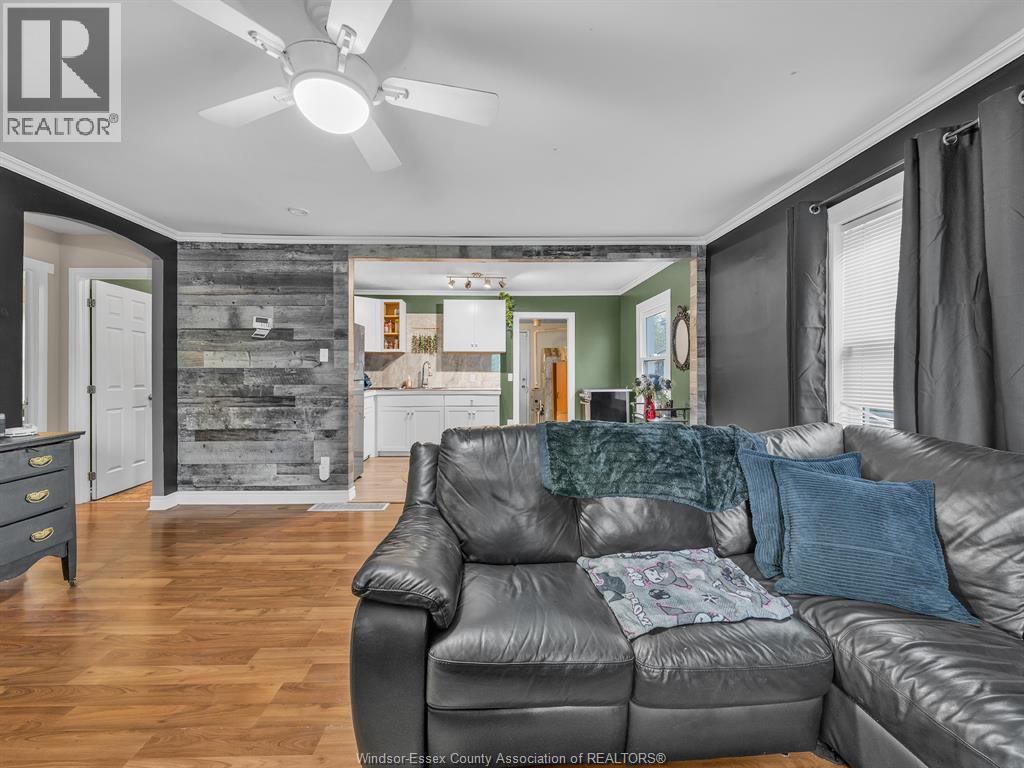 3422 Barrymore, Windsor, Ontario  N9C 1V1 - Photo 7 - 26011105