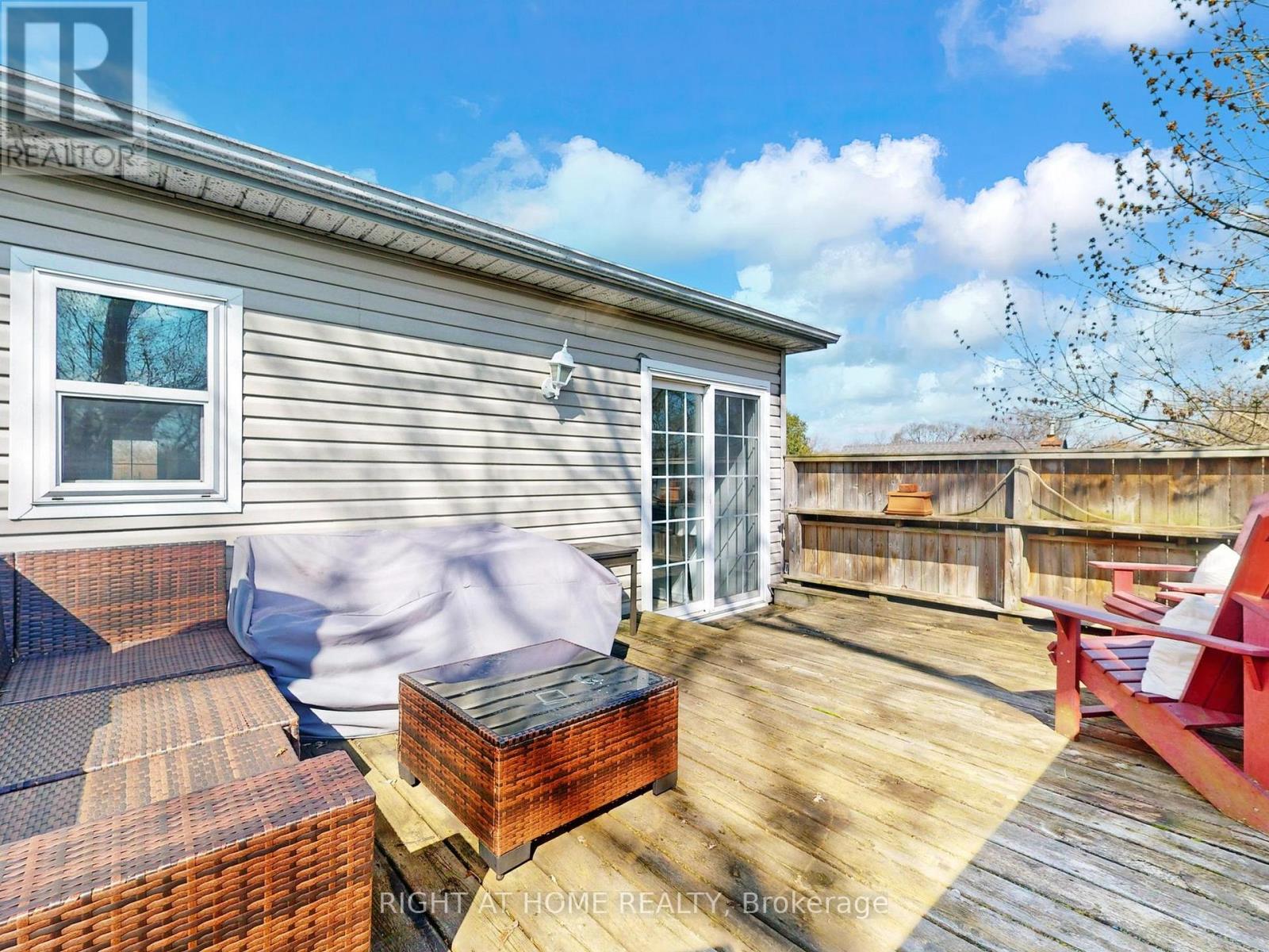 1021 Craven Road, Toronto, Ontario  M4J 4V7 - Photo 33 - E13025460