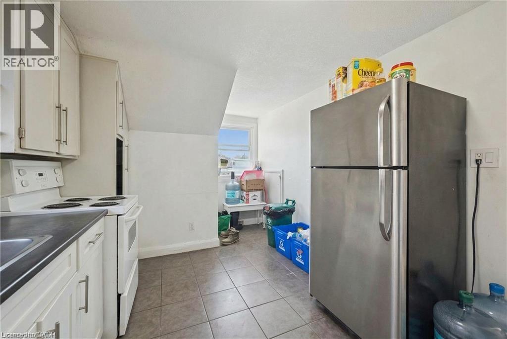 68 Highland Road Unit# 2nd Flr, Kitchener, Ontario  N2M 3B5 - Photo 8 - 40830250