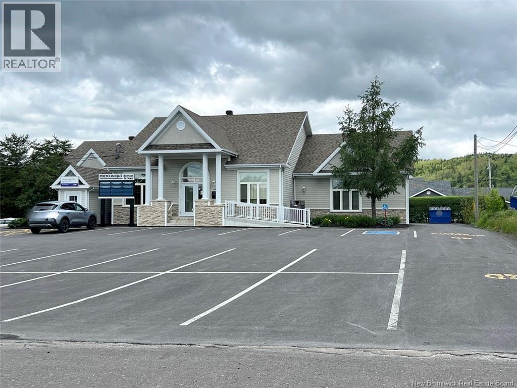 60 Bateman Avenue, Edmundston, New Brunswick  E3V 4X6 - Photo 12 - NB122017