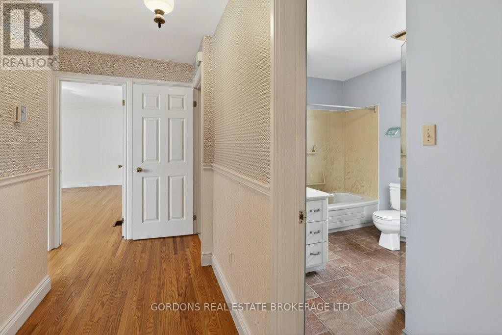 1717 Bay Road, Kingston, Ontario  K7L 4V1 - Photo 31 - X13126358