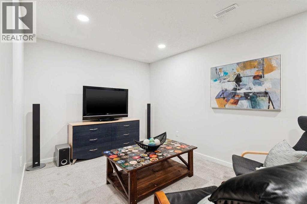 8 Walgrove Green SE, Calgary, Alberta  T2X 2H8 - Photo 34 - A2305547