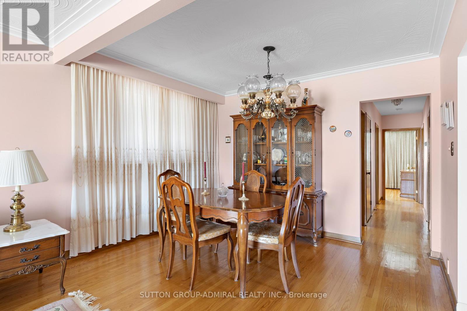 230 Derrydown Drive, Toronto, Ontario  M3J 1S1 - Photo 12 - W13126360