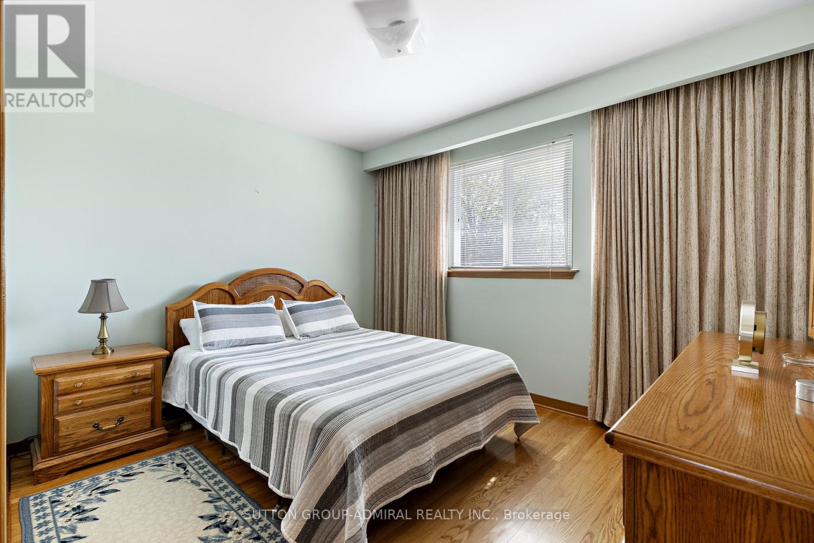 230 Derrydown Drive, Toronto, Ontario  M3J 1S1 - Photo 22 - W13126360