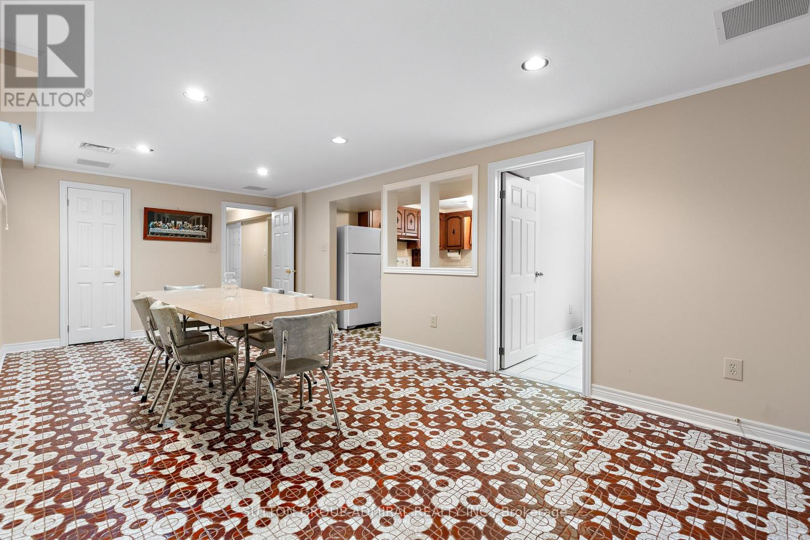 230 Derrydown Drive, Toronto, Ontario  M3J 1S1 - Photo 33 - W13126360