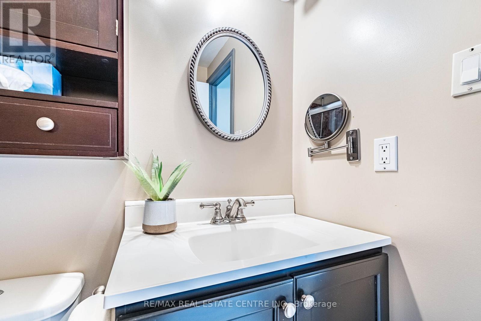12 Homer Square, Brampton, Ontario  L6S 1X9 - Photo 25 - W13126372