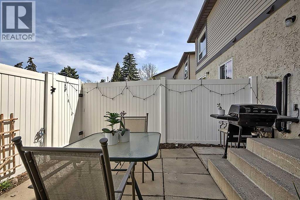 72 Deerpoint Road Se, Calgary, Alberta  T2J 6M9 - Photo 18 - A2311045
