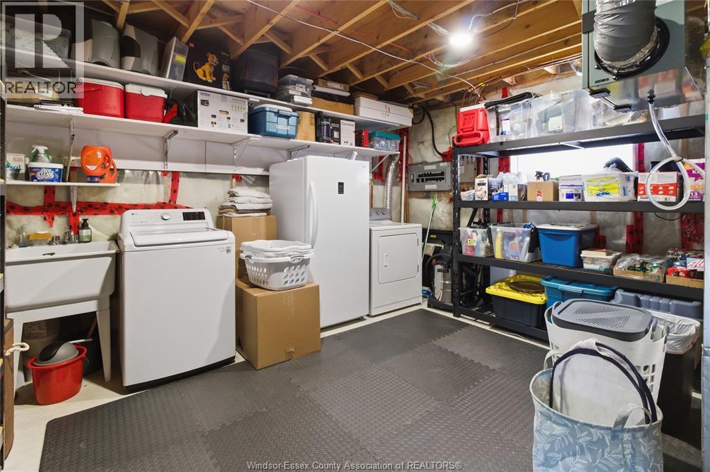 8578 Menard, Windsor, Ontario  N8S 4V4 - Photo 30 - 26011048