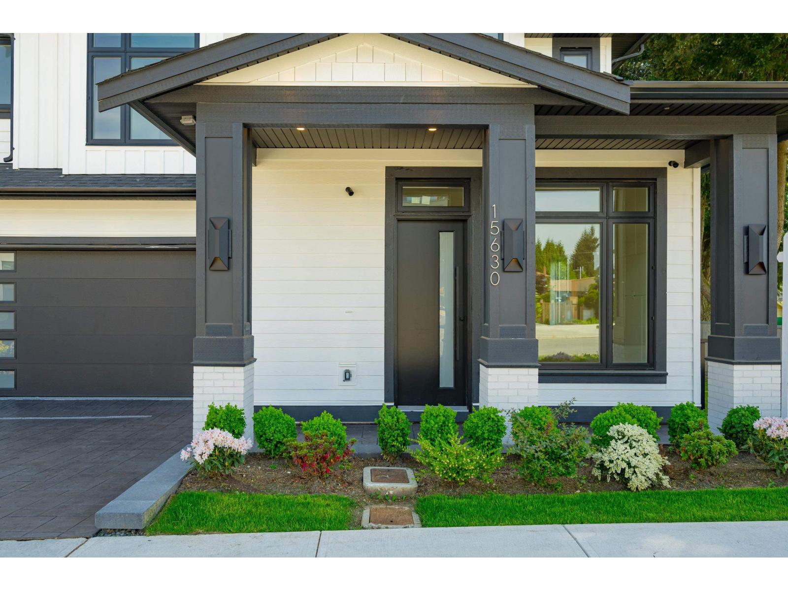 15630 23a Avenue, Surrey, British Columbia  V0V 0V0 - Photo 2 - R3120824