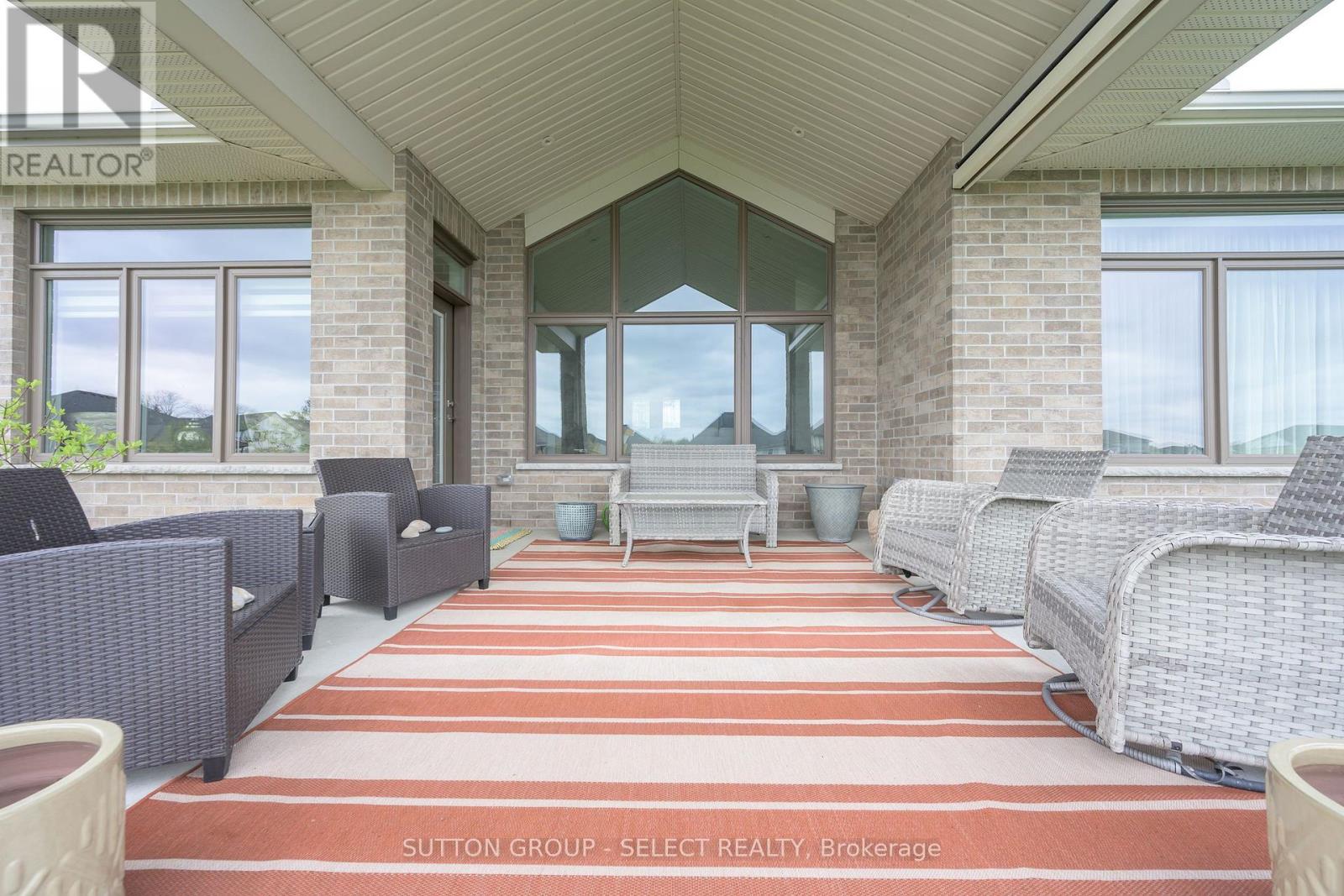 723 Pondhaven Road, Strathroy-Caradoc, Ontario  N0L 1W0 - Photo 39 - X13126384