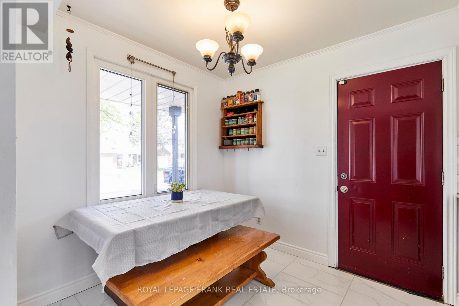 33 Overbank Drive, Oshawa, Ontario  L1J 7X9 - Photo 13 - E13126470