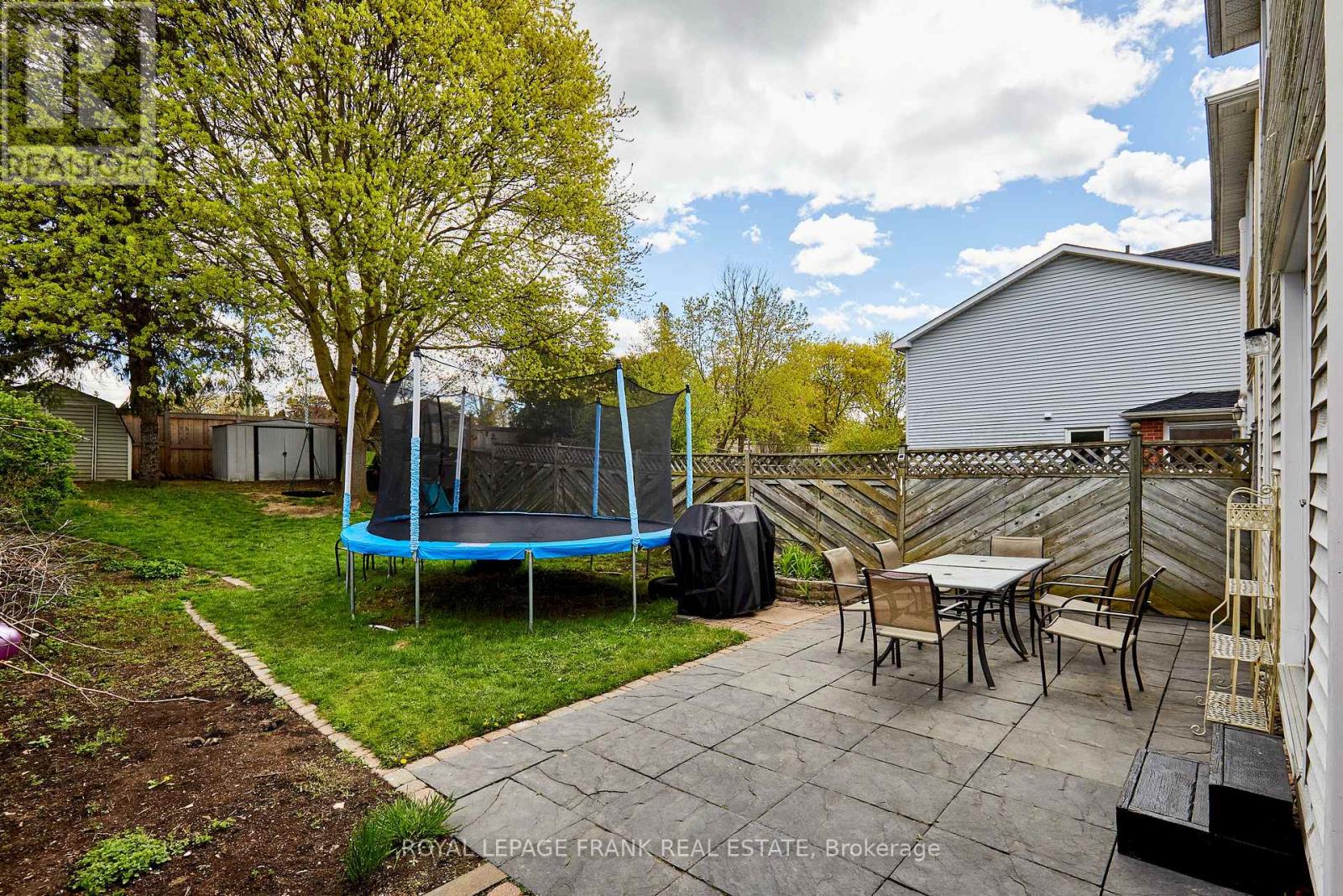 33 Overbank Drive, Oshawa, Ontario  L1J 7X9 - Photo 33 - E13126470