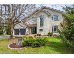 22 GLENWOOD DRIVE, Huntsville, Ontario
