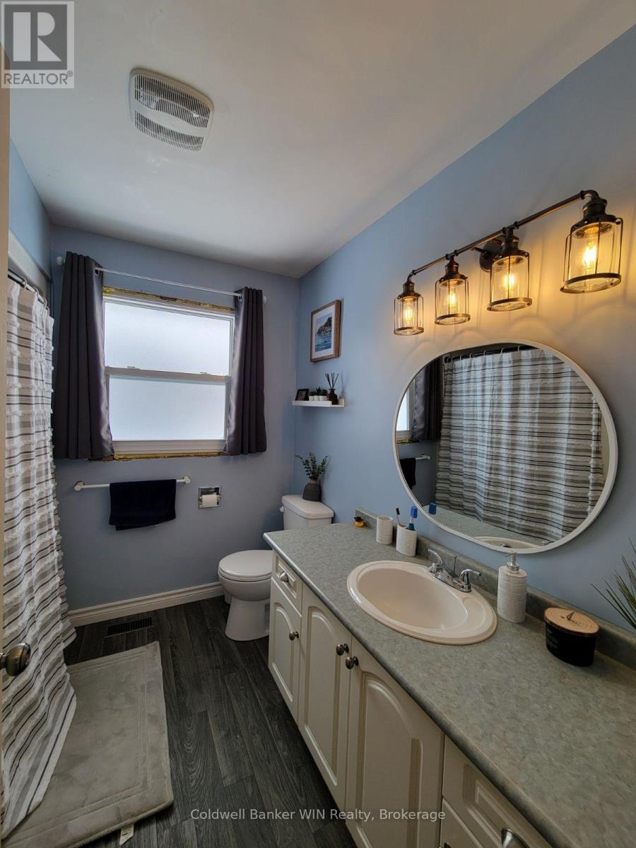 360 James Street, Wellington North, Ontario  N0G 2L3 - Photo 15 - X13126622