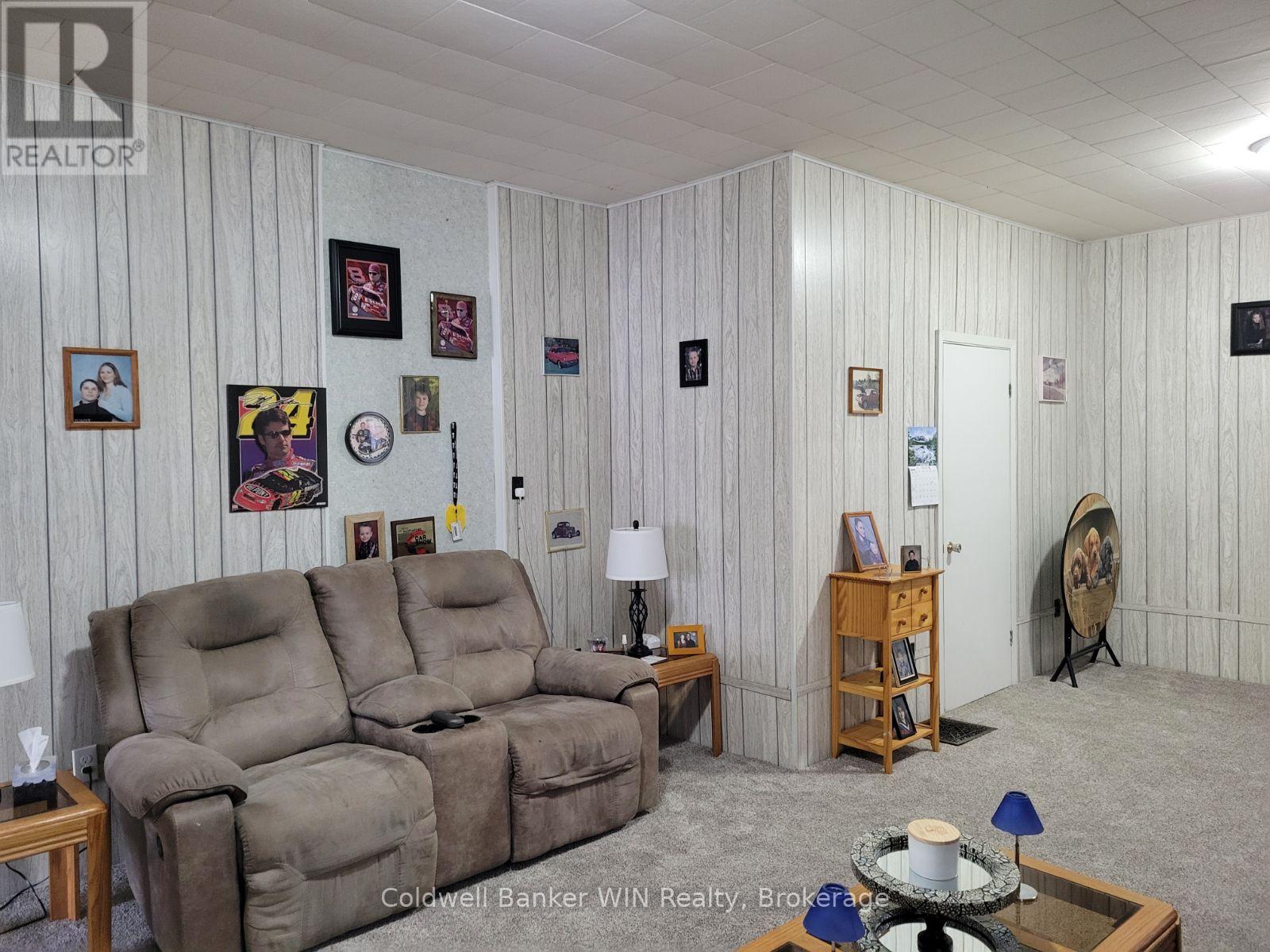 360 James Street, Wellington North, Ontario  N0G 2L3 - Photo 19 - X13126622