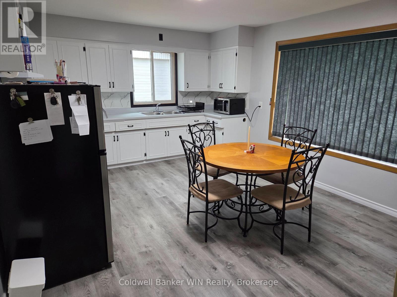 360 James Street, Wellington North, Ontario  N0G 2L3 - Photo 4 - X13126622