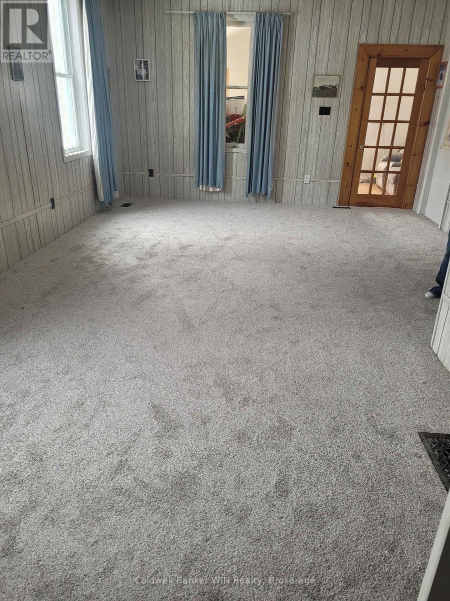 360 James Street, Wellington North, Ontario  N0G 2L3 - Photo 8 - X13126622