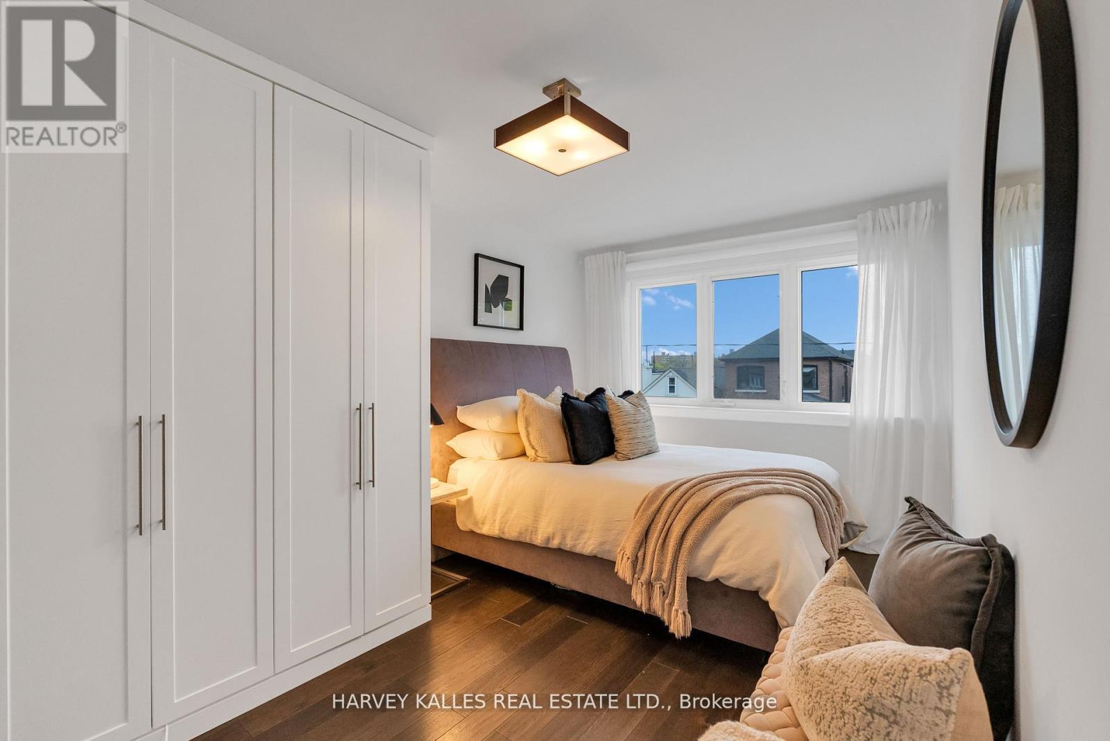 326 Glenholme Avenue, Toronto, Ontario  M6E 3E3 - Photo 17 - C13126444