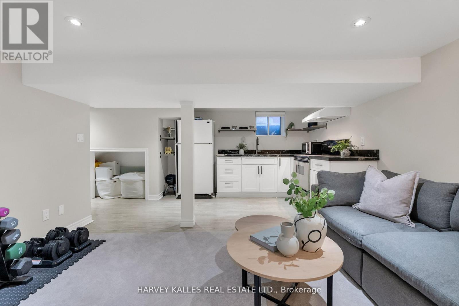 326 Glenholme Avenue, Toronto, Ontario  M6E 3E3 - Photo 31 - C13126444
