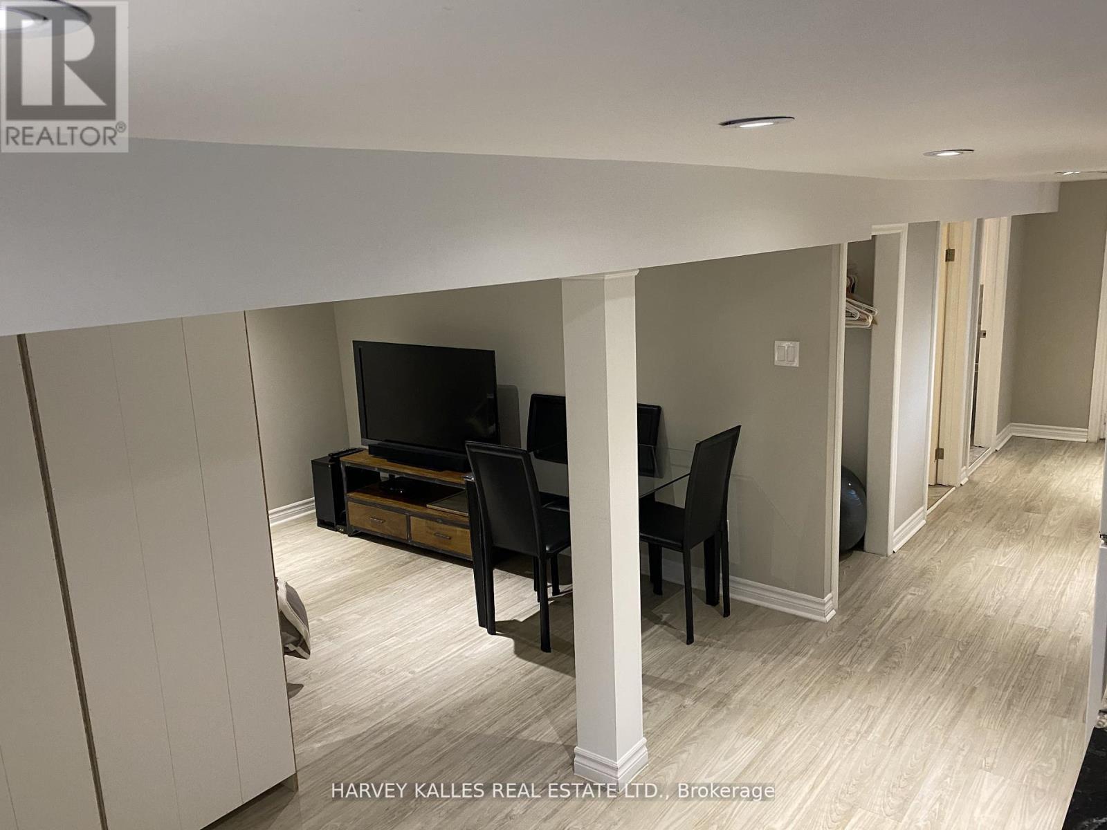 326 Glenholme Avenue, Toronto, Ontario  M6E 3E3 - Photo 37 - C13126444