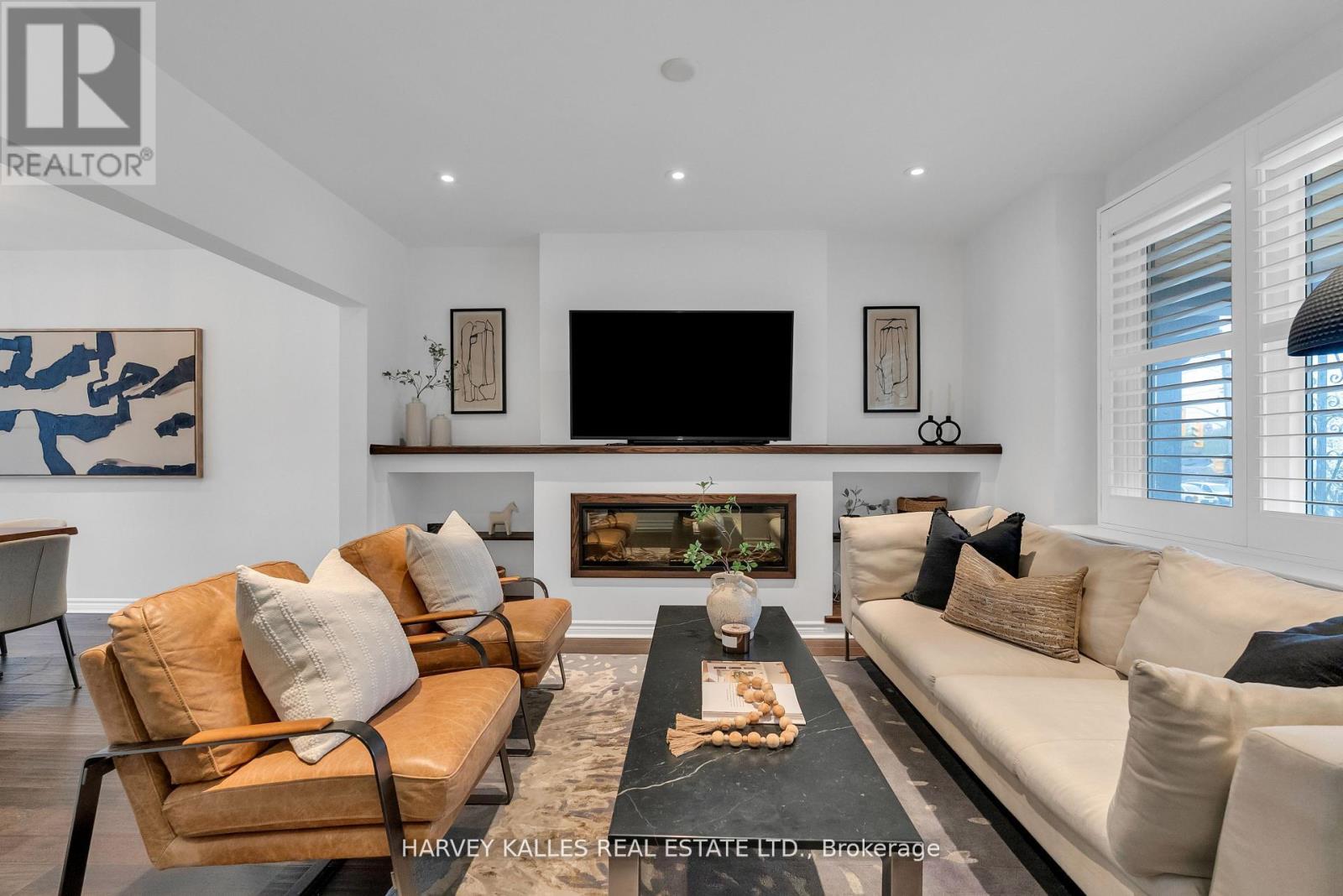326 Glenholme Avenue, Toronto, Ontario  M6E 3E3 - Photo 5 - C13126444