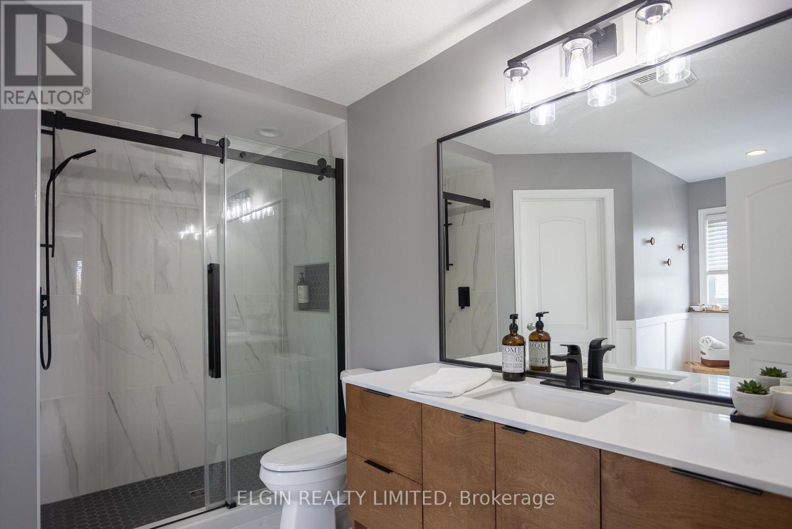 2062 Westwick Walk, London South, Ontario  N6P 0A2 - Photo 17 - X13126530
