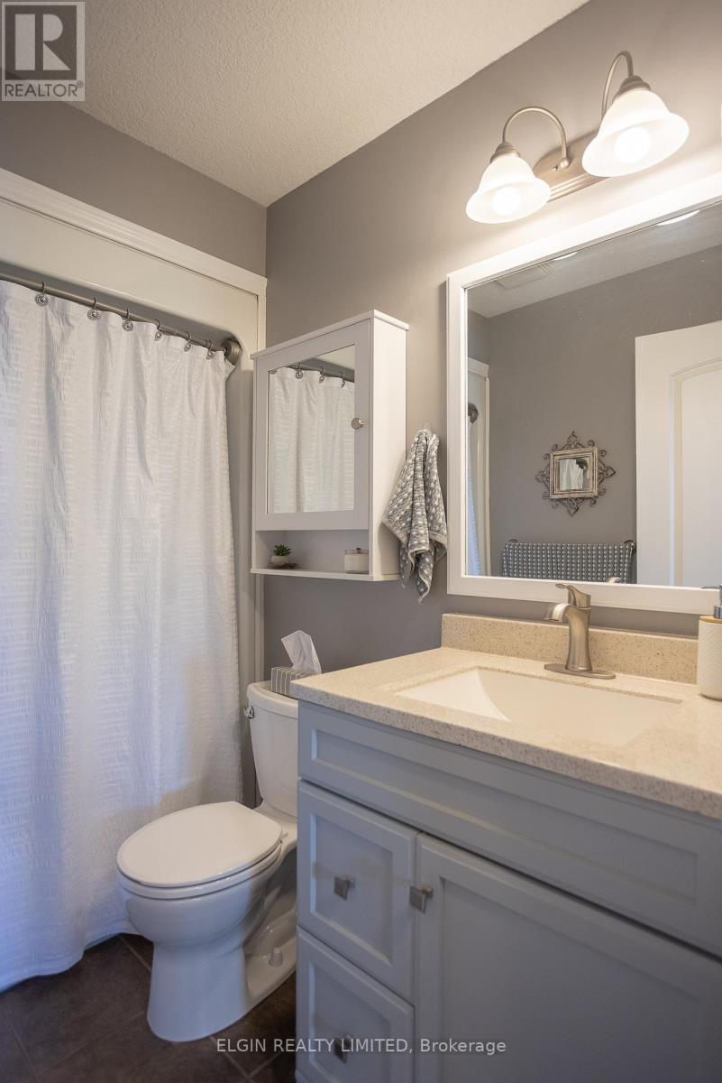 2062 Westwick Walk, London South, Ontario  N6P 0A2 - Photo 22 - X13126530