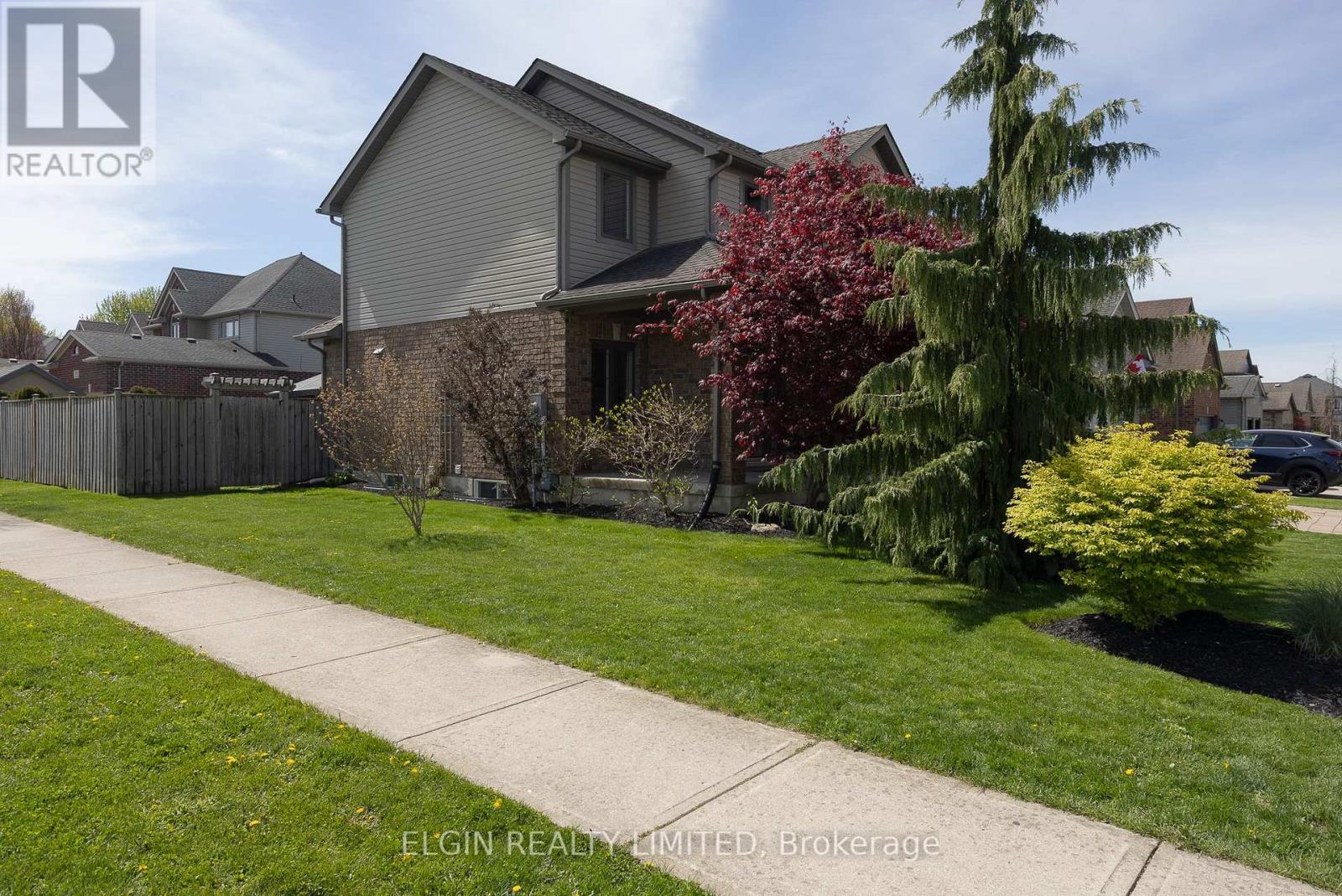 2062 Westwick Walk, London South, Ontario  N6P 0A2 - Photo 3 - X13126530