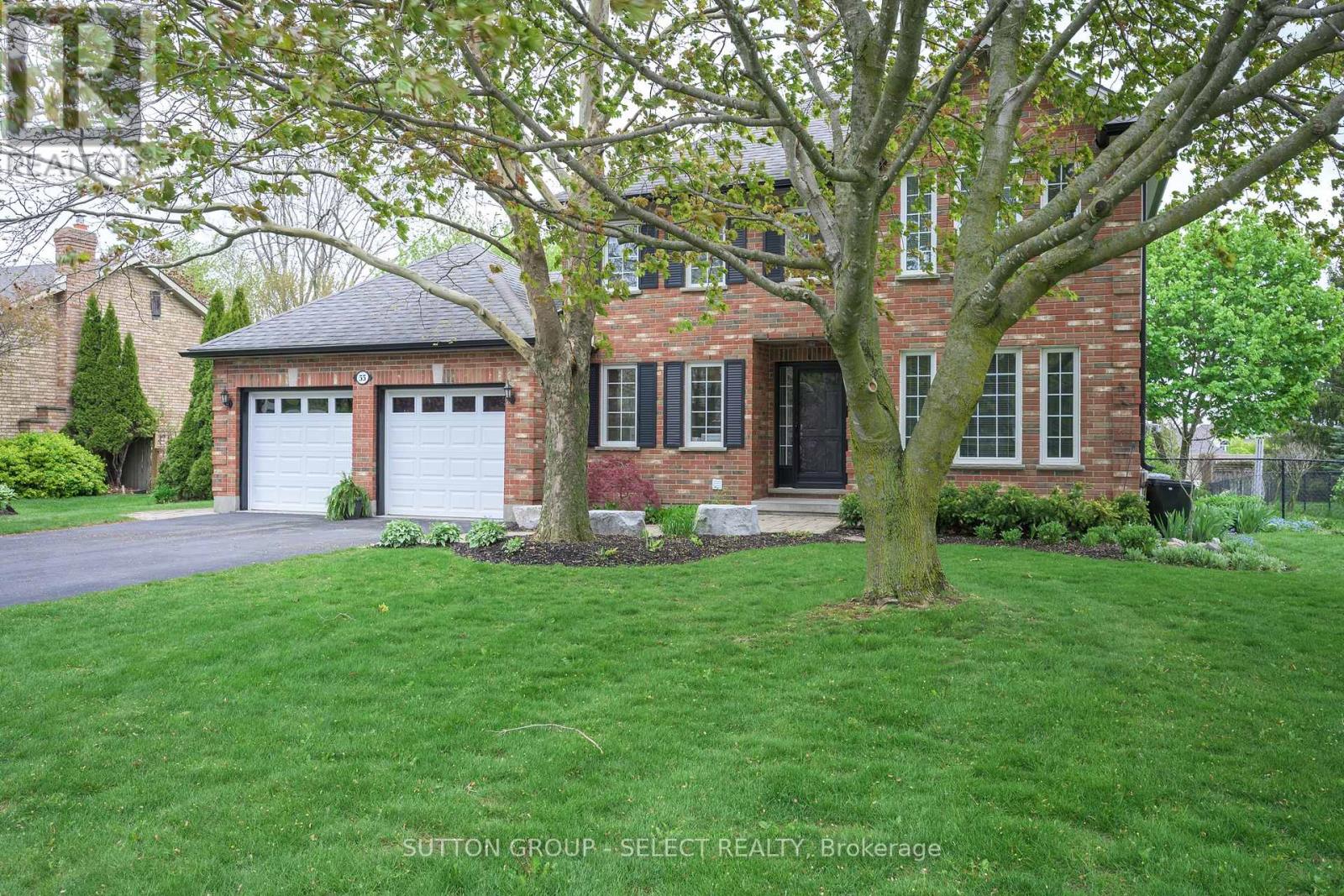 55 Heritage Drive