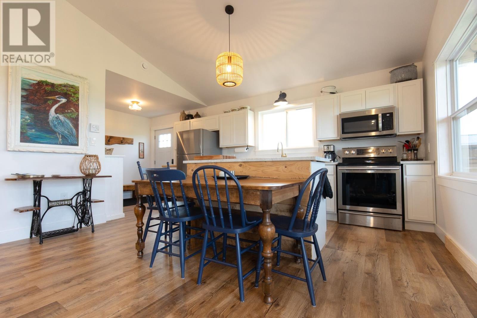 38 Basinview Crescent, Darnley, Prince Edward Island  C0B 1M0 - Photo 12 - 202603060