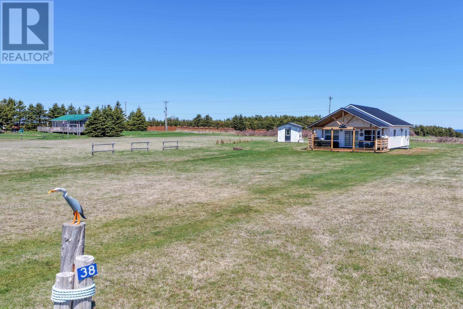 38 Basinview Crescent, Darnley, Prince Edward Island  C0B 1M0 - Photo 2 - 202603060