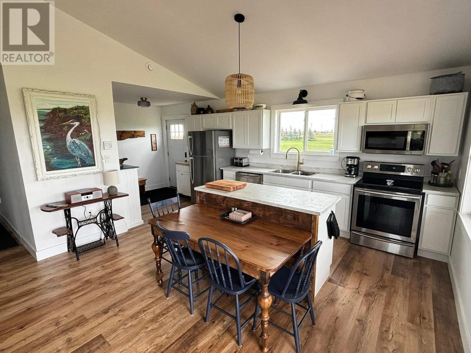 38 Basinview Crescent, Darnley, Prince Edward Island  C0B 1M0 - Photo 7 - 202603060