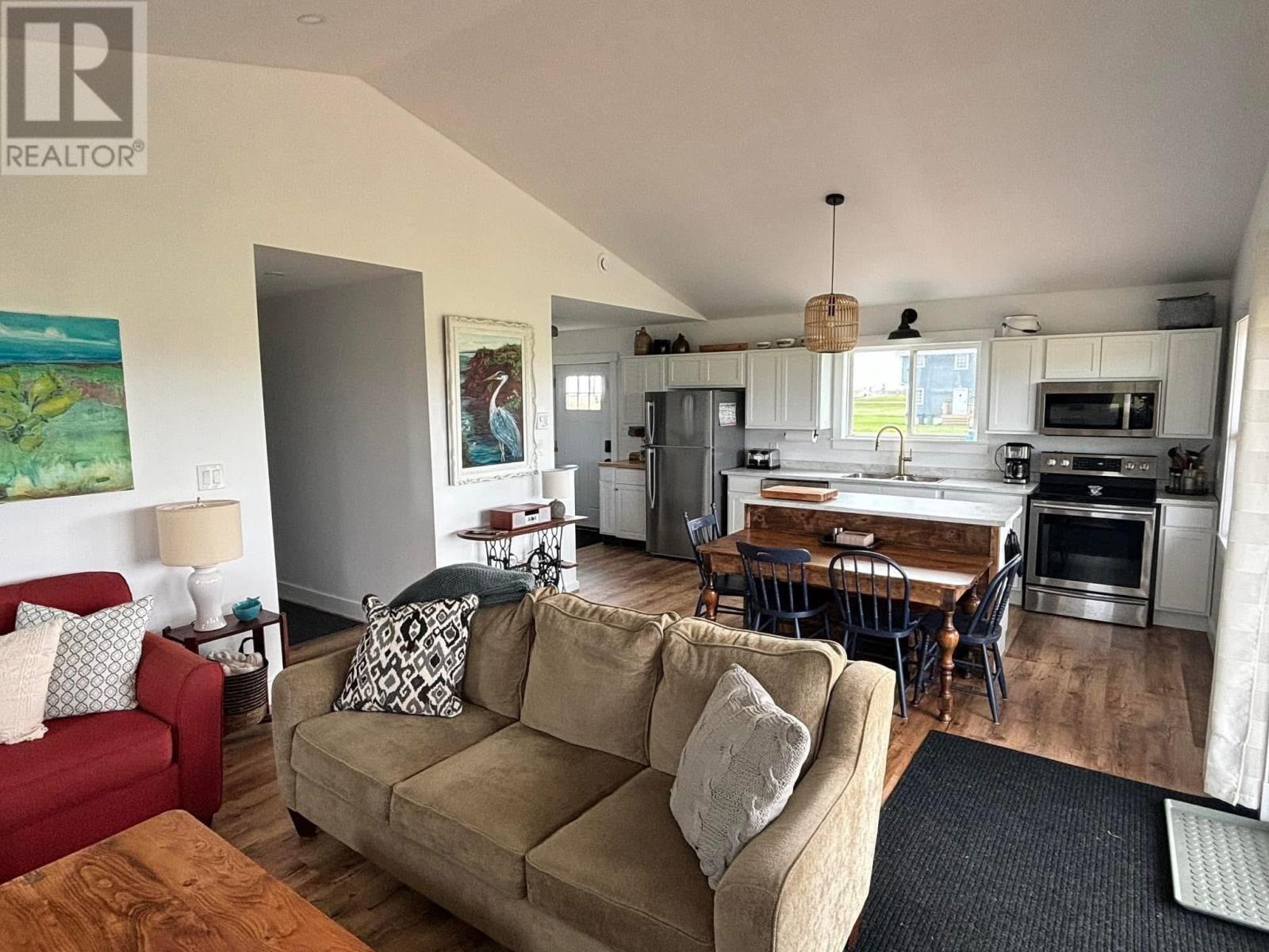 38 Basinview Crescent, Darnley, Prince Edward Island  C0B 1M0 - Photo 6 - 202603060